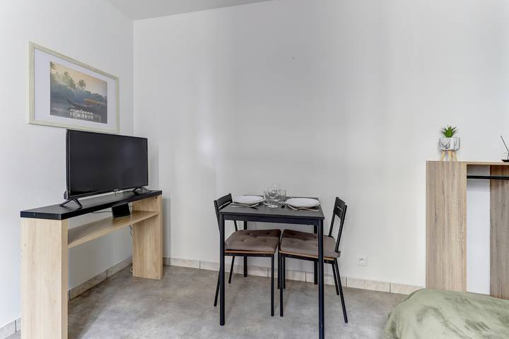 Ganze Wohnung, Ferienwohnung für 2 Personen in Néris-les-Bains, Montluçon und Umgebung