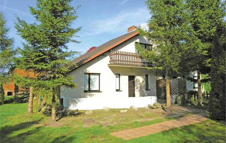 Ferienhaus für 10 Personen, mit Terrasse und Garten