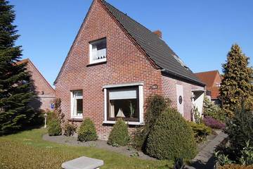 Ferienhaus für 5 Personen, mit Garten in Emden