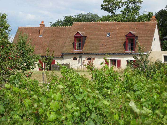 Gîte pour 6 personnes, avec jardin ainsi que piscine et terrasse