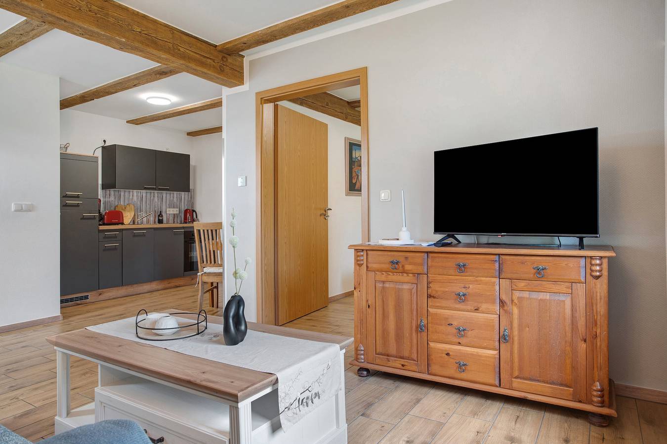 Apartamento entero, Apartamento 'Uschi' con jardín comunitario y Wi-Fi in Warrenzin, Lagos de Mecklenburg