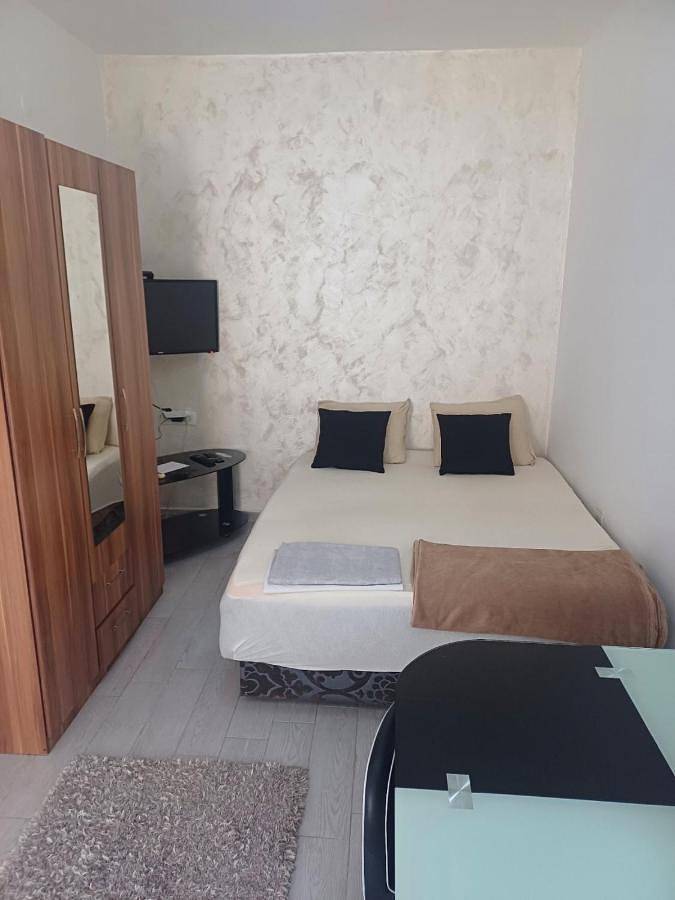 Maison d’hôte pour 3 personnes, avec vue et jardin dans Tivat - 3