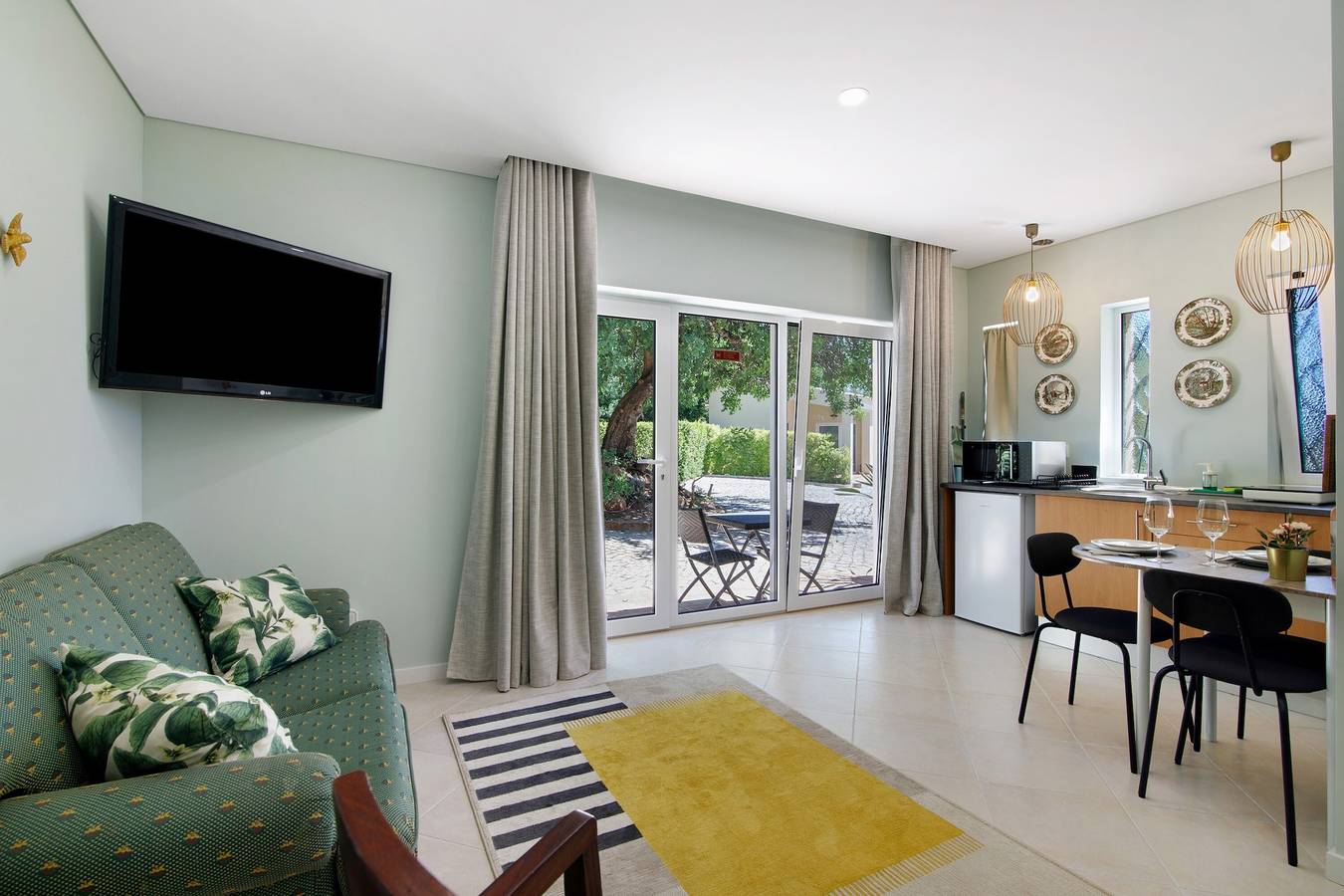 Uitstekende, onafhankelijke studio-suite, foto 13