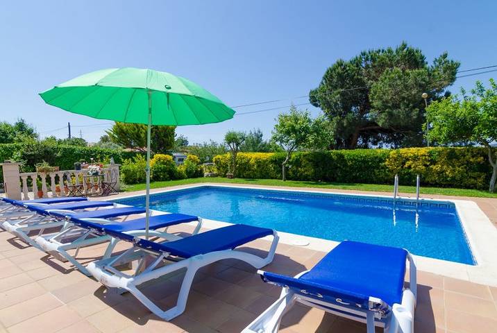 Villa für 12 Personen, mit Garten und Terrasse in Lloret de Mar - 4