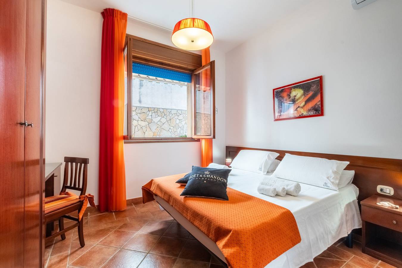 Suite – Business & Fokus in Torre Lapillo, Golf von Tarent