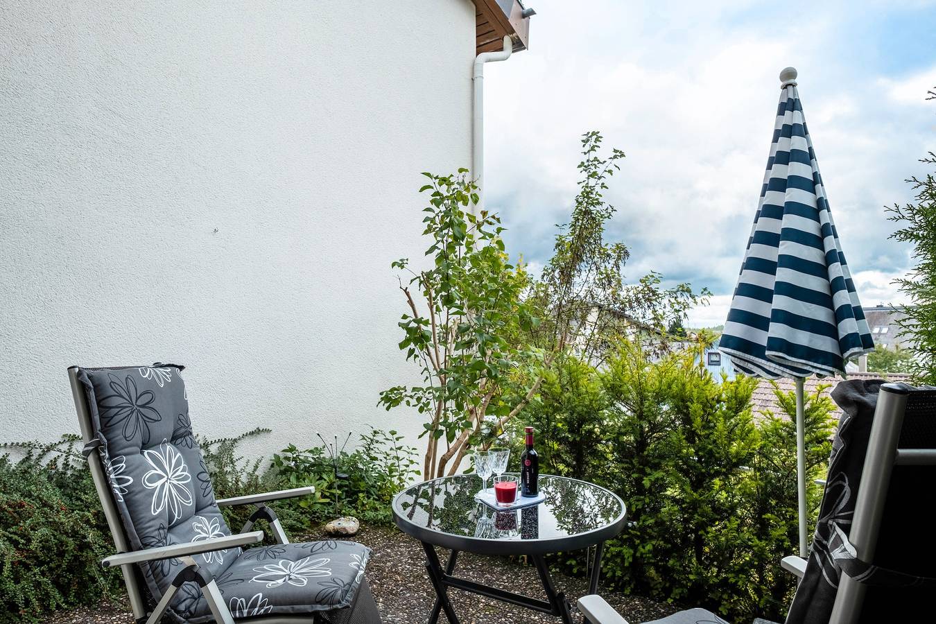 Entire studio, Studio 'Morgensonne' with Private Terrace and Wi-Fi in Schönwald im Schwarzwald, Southern Black Forest