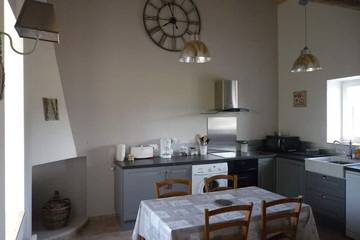 Location de vacances pour 6 personnes, avec terrasse et jardin à Bourg-Saint-Andéol