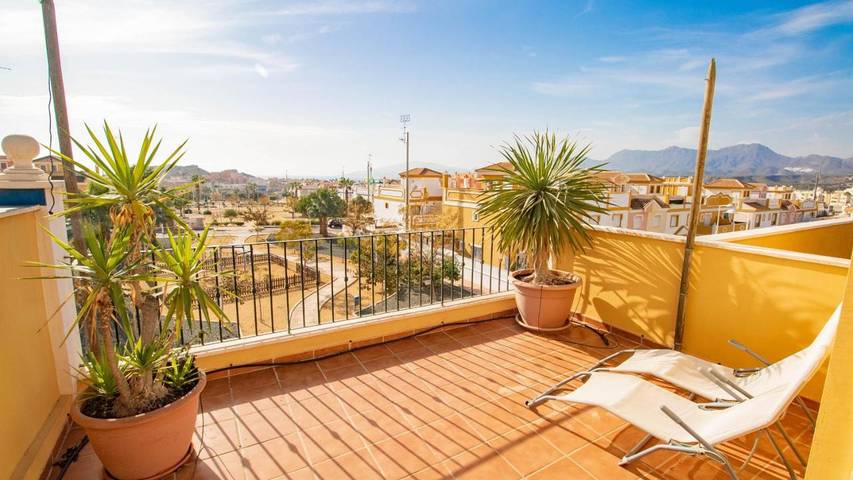 Casa de vacaciones para 6 personas, con piscina y balcón - 1