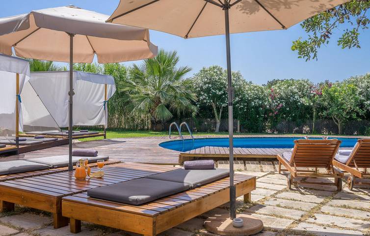 Retraite tropicale avec piscine et terrasse : 2,5 km de la plage in Sant Jordi de ses Salines, Sant Josep de sa Talaia