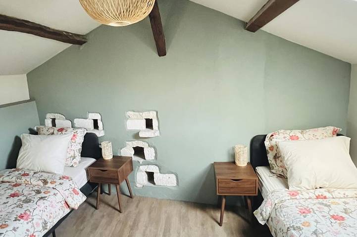 Location de vacances pour 6 personnes, avec piscine à Cherval - 3