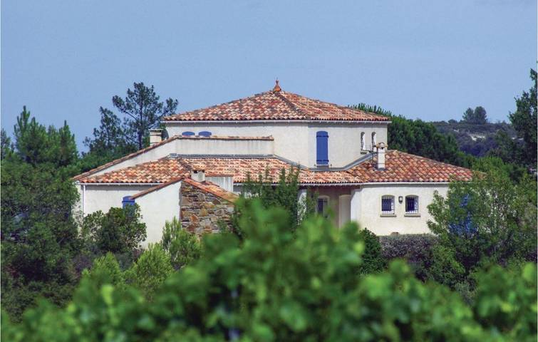 Location de vacances pour 8 personnes, avec piscine, animaux acceptés à Prades-sur-Vernazobre - 2