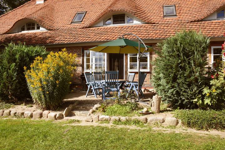 Ferienwohnung für 4 Personen, mit Terrasse und Garten in Grammendorf