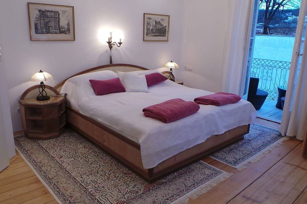 Ganze Wohnung, Ferienwohnung Top 2 für 1-3 Personen mit sonnigem Süd- und Ostbalkon, 55qm in Bad Reichenhall, Berchtesgadener Alpen