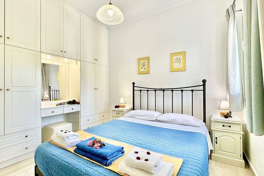 Villa Olga Kassiopi with private pool in Kassiopi, Corfu