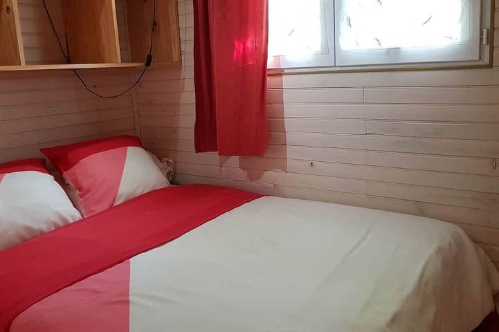 Gîte pour 4 personnes, avec piscine et jardin, animaux acceptés à Marcillac-Saint-Quentin - 2