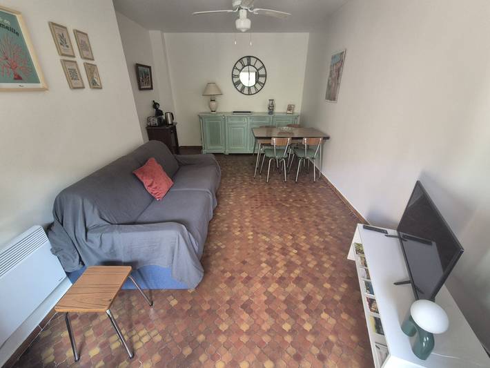 Ganze Wohnung, Collioure: Helle T2 Wohnung mit Terrasse und Parkplatz in La Côte Vermeille, Collioure