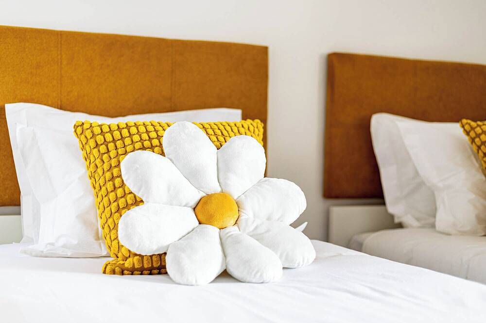 Ganze Wohnung, The Ambassador's Retreat - Open Space - 100% Equipped in Oeiras, Costa de Lisboa