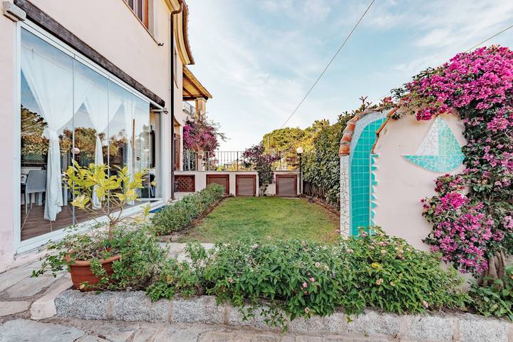 Gîte pour 4 personnes, avec jardin à Murta Maria