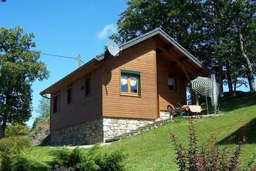 Gîte pour 4 personnes, avec terrasse et jardin à Saint-Genès-Champespe