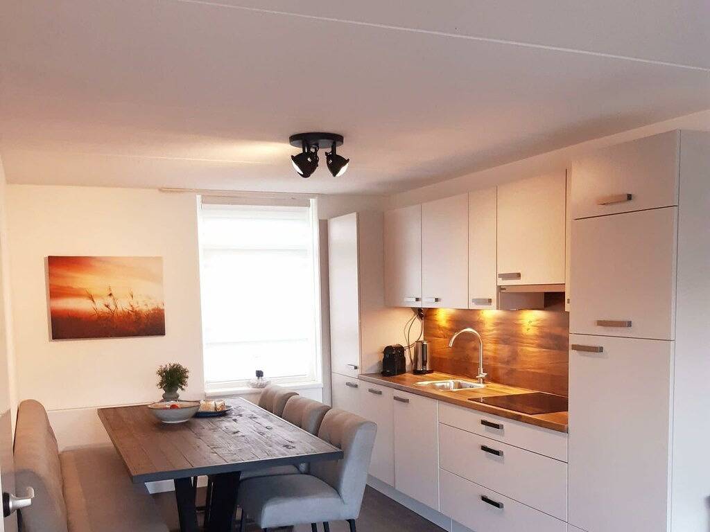 Dijkhuis Sauna 6 in Medemblik, IJsselmeer