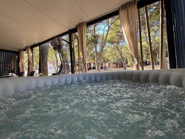 Camping für 5 Personen, mit Garten und Ausblick in Pakostane - 2