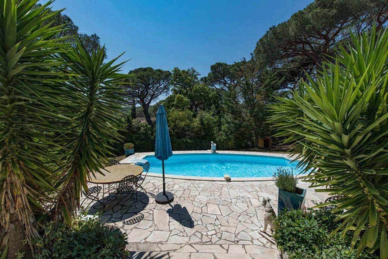 Villa "Villa Regina" mit eigenem Pool in Roquebrune-sur-Argens, Draguignan Region