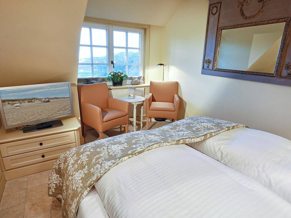 Ganze Ferienwohnung, Luxus Digstig 8, links in Kampen (Sylt), Sylt