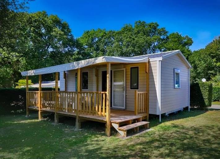 Mobil home pour 4 personnes, avec bassin pour enfant à Ambon - 3