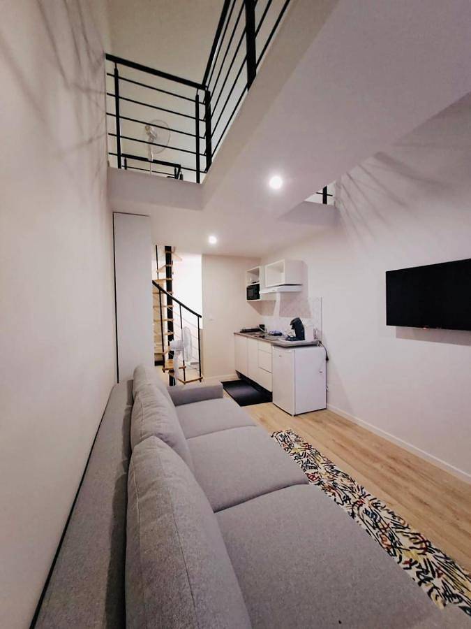 Appartement entier, One-Bedroom Apartment in Orly (Île de France), Val-de-Marne