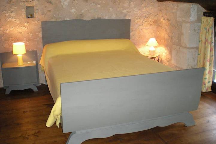 Location de vacances pour 13 personnes, avec terrasse et jardin à Saint-Martin-de-Fressengeas - 2