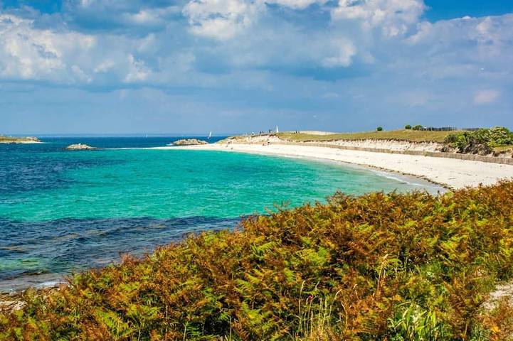 Location de vacances pour 5 personnes, avec jardin et terrasse à Beg Meil