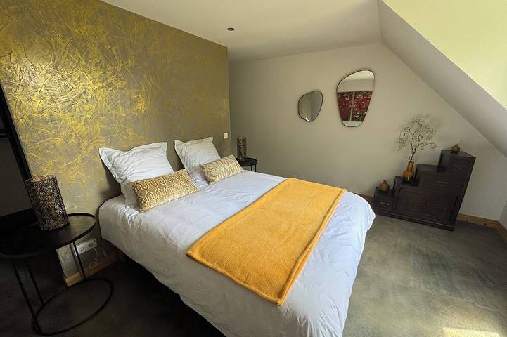 Gîte pour 4 personnes, avec terrasse à Dinan - 3