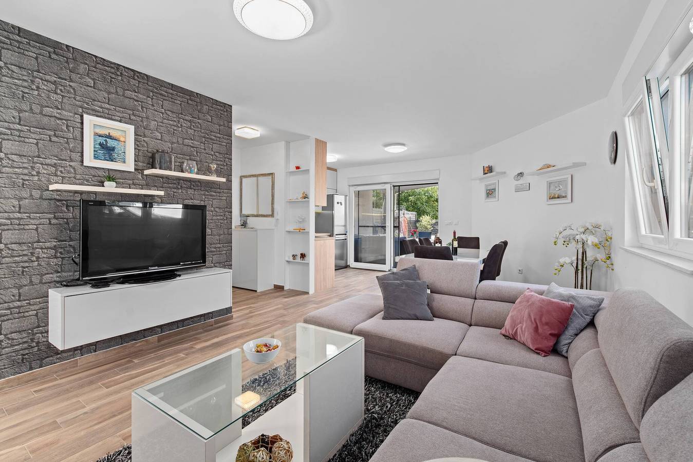 Ganze Wohnung, Apartment Moments - two bedroom apartment in Rogoznica, Šibenik-Knin