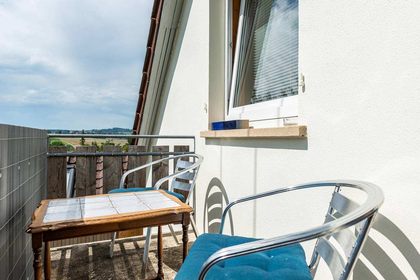 Ganze Wohnung, Premium Ferienwohnung "Marienstraße" mit Balkon und wunderbarem Blick und Wlan in Herdwangen-Schönach, Region Bodensee-Oberschwaben