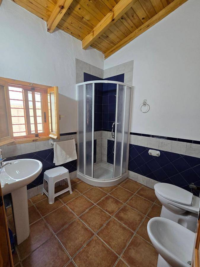 Gîte pour 17 personnes, avec vue et bassin pour enfant ainsi que jardin et piscine, animaux acceptés à Moratalla - 4