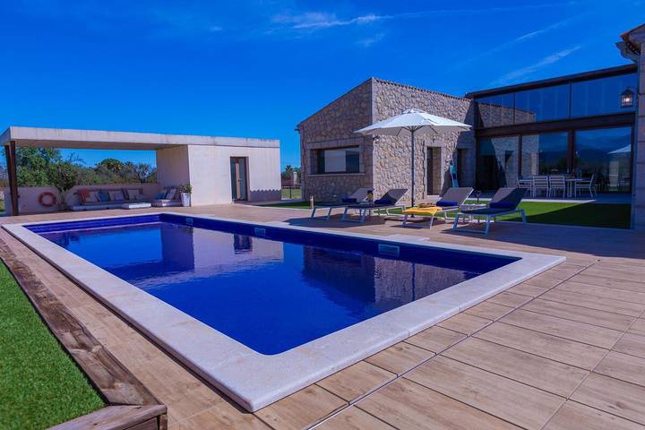 Finca für 6 Personen, mit Terrasse in Biniagual