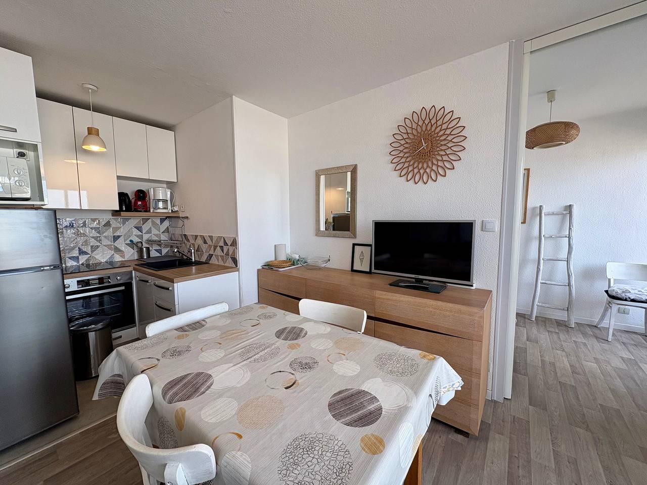 Ganze Wohnung, Gemütliche Wohnung für 4, 50m vom Strand in St Hilaire in Saint-Hilaire-de-Riez, Vendée