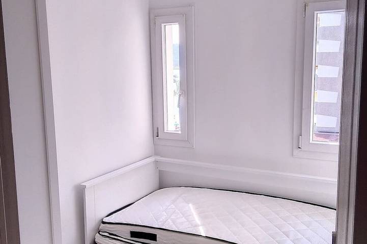 Appartement entier, Résidence de la mer séjour en famille ou entre ami in Juan-les-Pins, Antibes