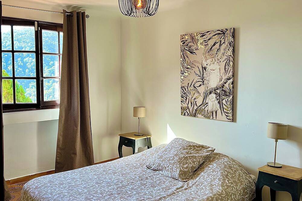 Near Nice large private villa and pool in Drap, Nizza Region