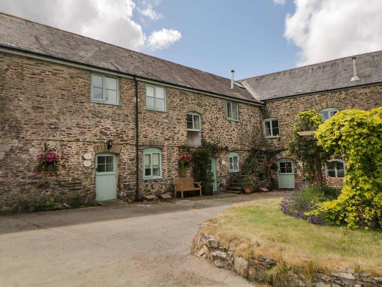 Blackberry Cottage in Slapton, South Devon