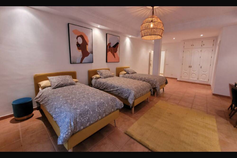 Bella La Perla Miguel in Las Chapas, Marbella
