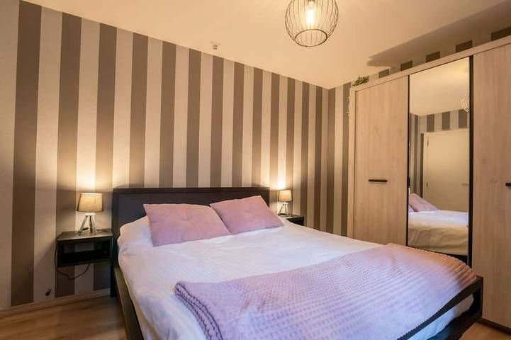 Apartamento entero, Amuzee with parking & lateral sea view in Blankenberge, Costa de Bélgica
