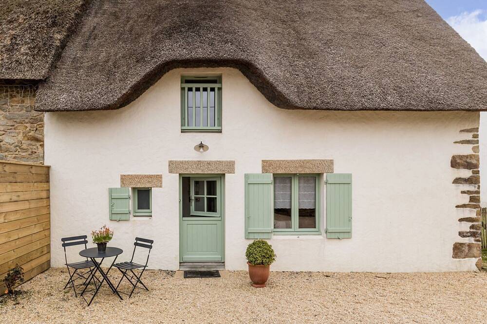 Chaumière rénovée avec jardin clos, proche de Guérande et des plages, idéale pour familles in Saint-Lyphard, Région de Saint-Nazaire