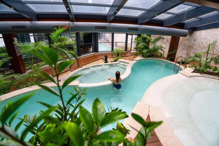 Hôtel pour 3 personnes, avec sauna et vue ainsi que piscine et jardin dans Asie - 3