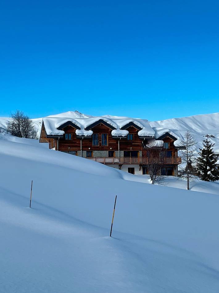 Maison pour 12 personnes, avec jacuzzi et balcon dans La Toussuire