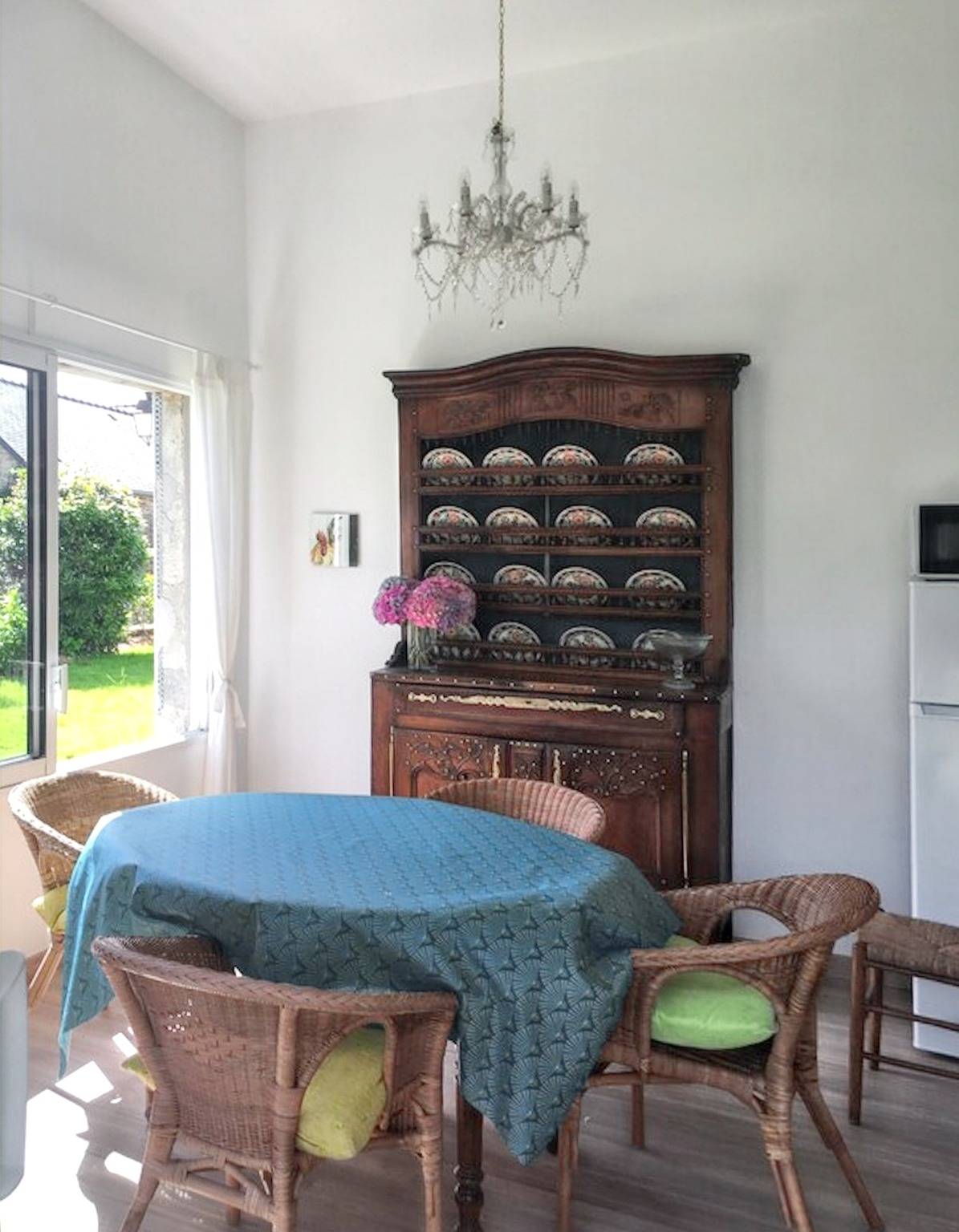 Charming House in Huelgoat with Terrace and Garden in Huelgoat, Châteaulin region