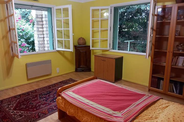 Location de vacances pour 6 personnes, avec terrasse ainsi que jacuzzi et jardin à Quissac - 4