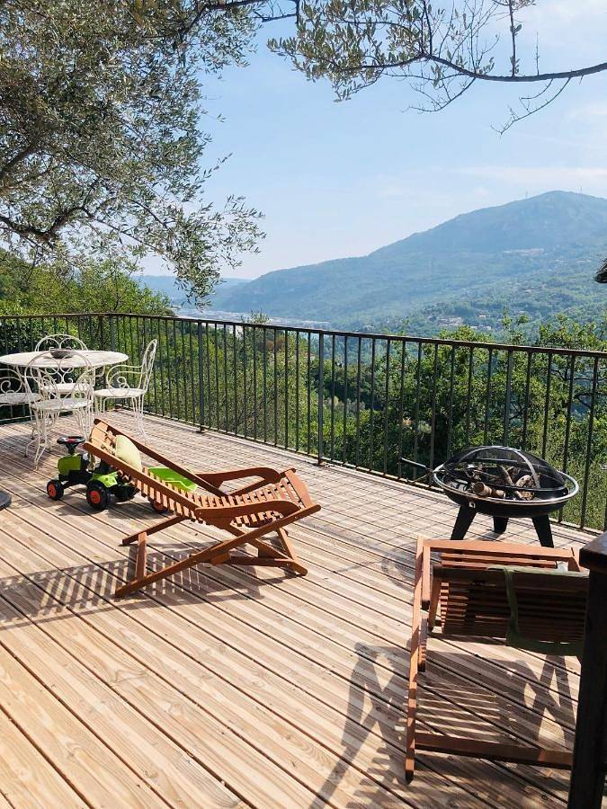 Location de vacances pour 5 personnes, avec jacuzzi et jardin à Gilette - 4