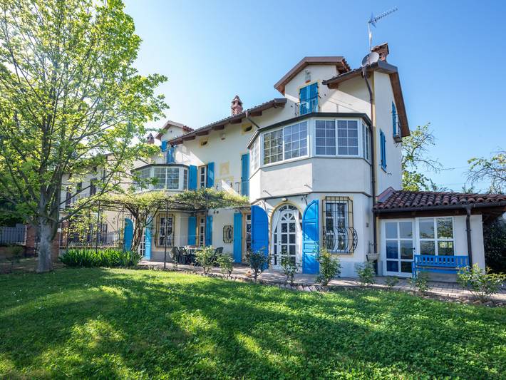 Casa vacanza per 5 persone, con Terrazza e Giardino a San Damiano d'Asti