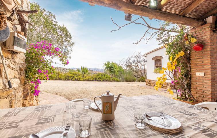 Location de vacances pour 4 personnes, avec terrasse et piscine, animaux acceptés à Antequera - 2